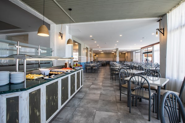 Free buffet breakfast - Lymberia Hotel (Rhodes)