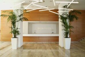 Reception - RH Bayren Hotel & Spa By Hoteles RH (Gandia)