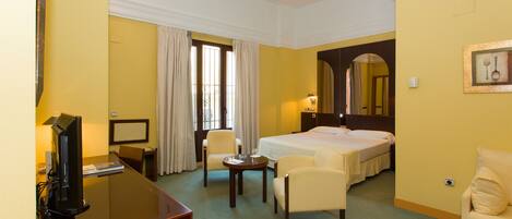 1 bedroom, in-room safe, desk, soundproofing