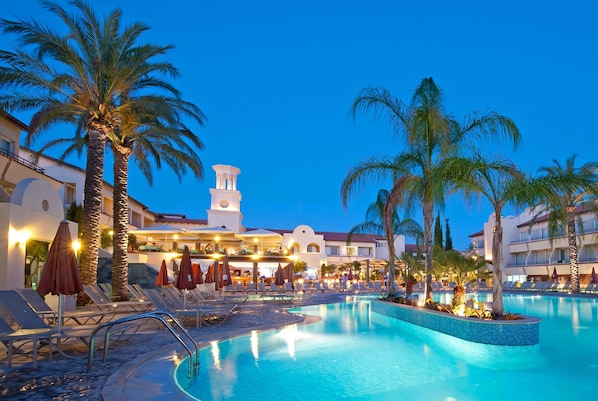 Indoor pool, seasonal outdoor pool, open 9 AM to 7 PM, free pool cabanas
