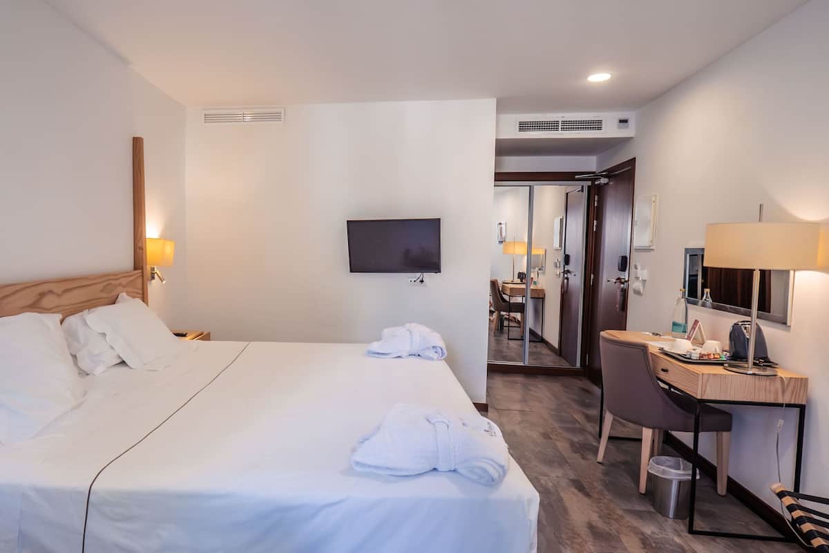 Standard Double Room, Annex Building (Spa Access) | Premium bedding, down duvets, memory-foam beds, minibar