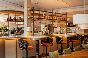 Breakfast, lunch and dinner served