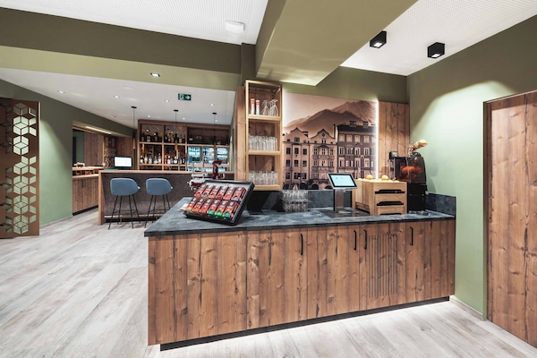 Daily buffet breakfast (EUR 20 per person)