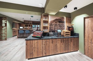 Πρωινό σε μπουφέ καθημερινά (20 EUR/άτομο)