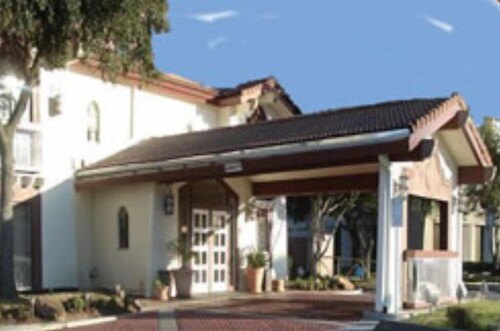 America's Inn - Houston