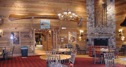 The Lodge at Crooked Lake