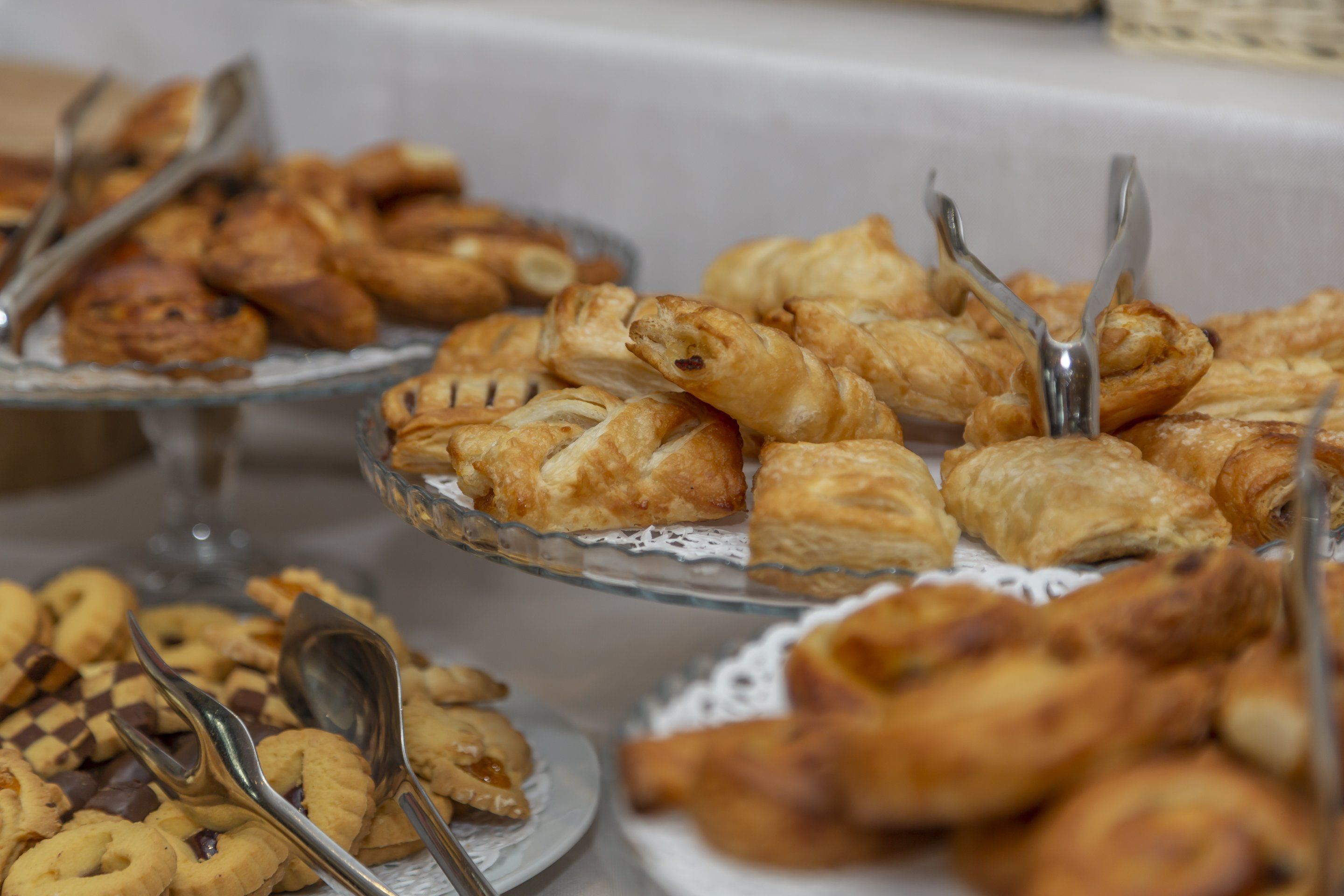 free daily english breakfast