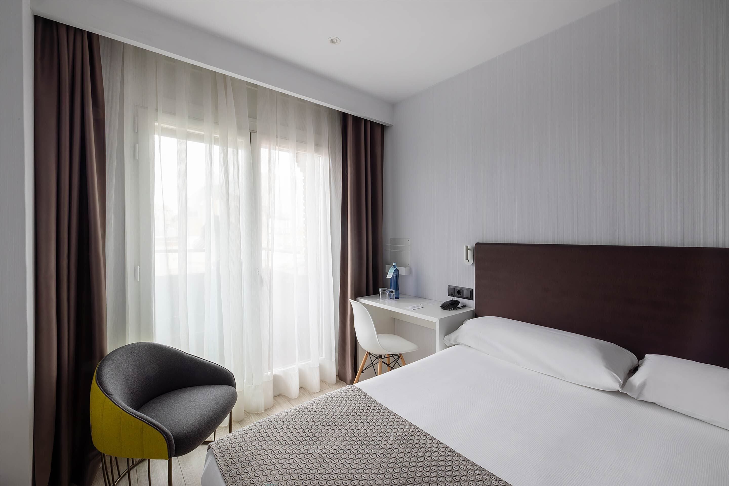 1 bedroom, minibar, in-room safe, desk