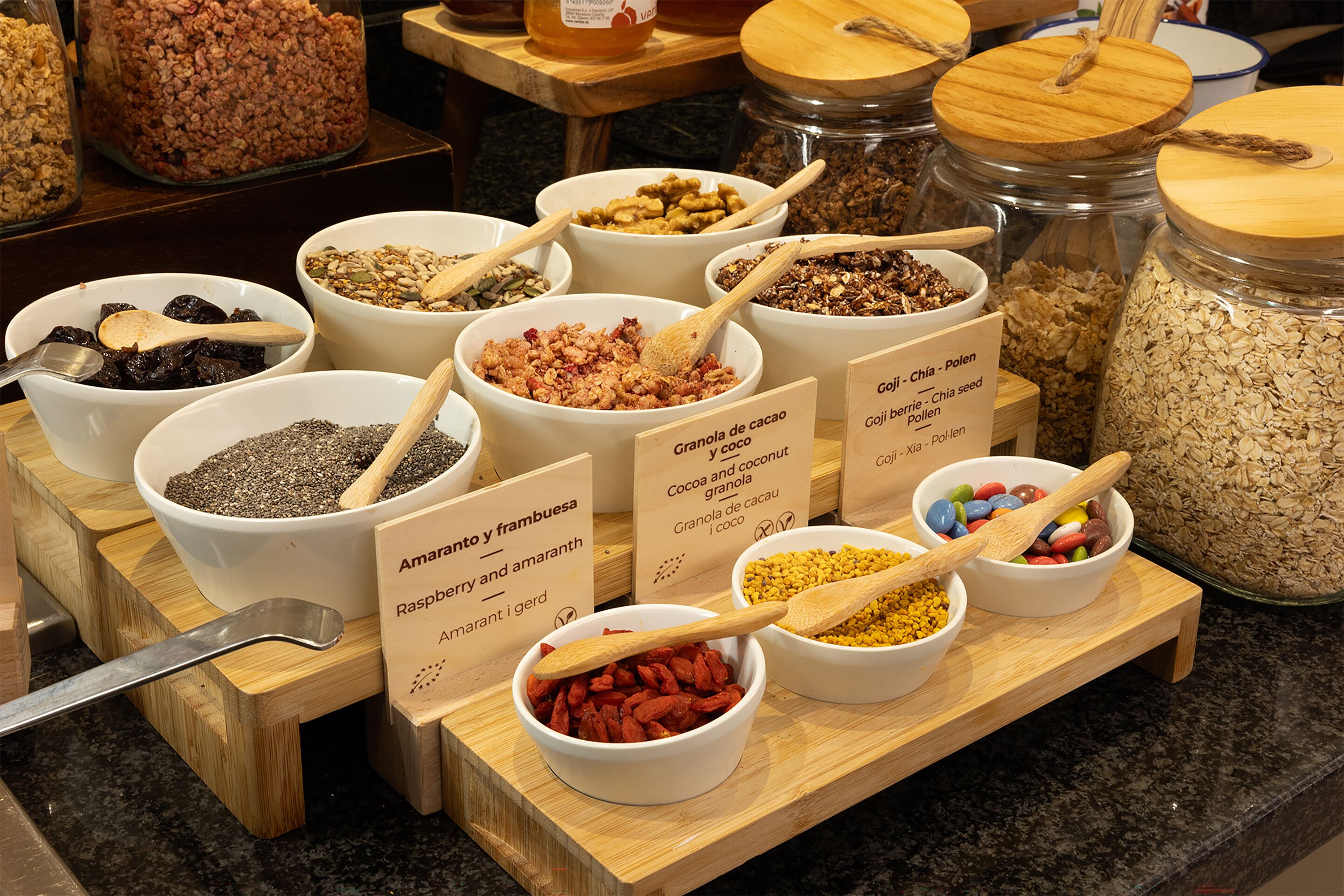 daily continental breakfast (eur 17 per person)