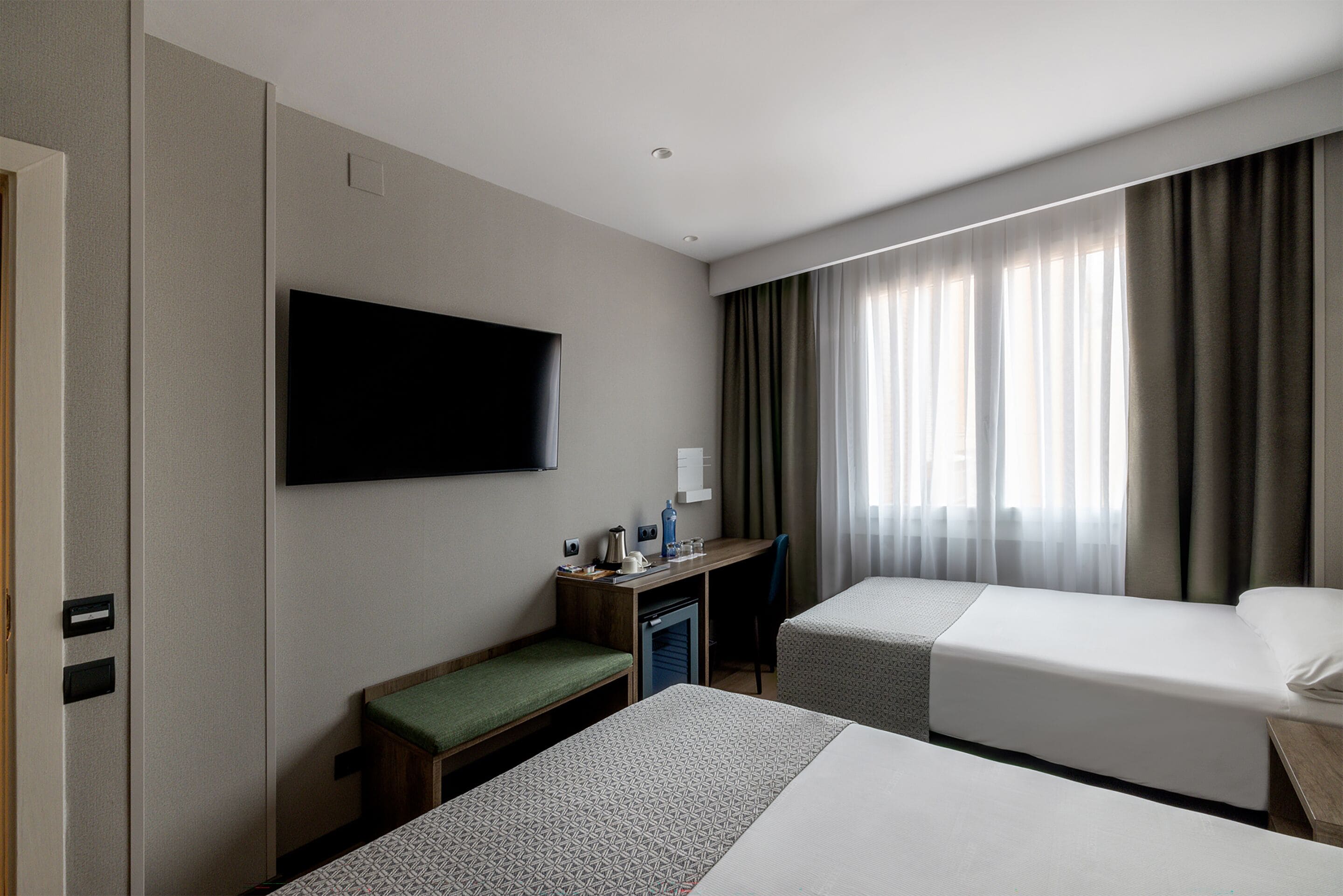 1 bedroom, minibar, in-room safe, desk