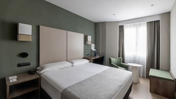 Minibar, caja de seguridad en la habitación, escritorio y wifi gratis