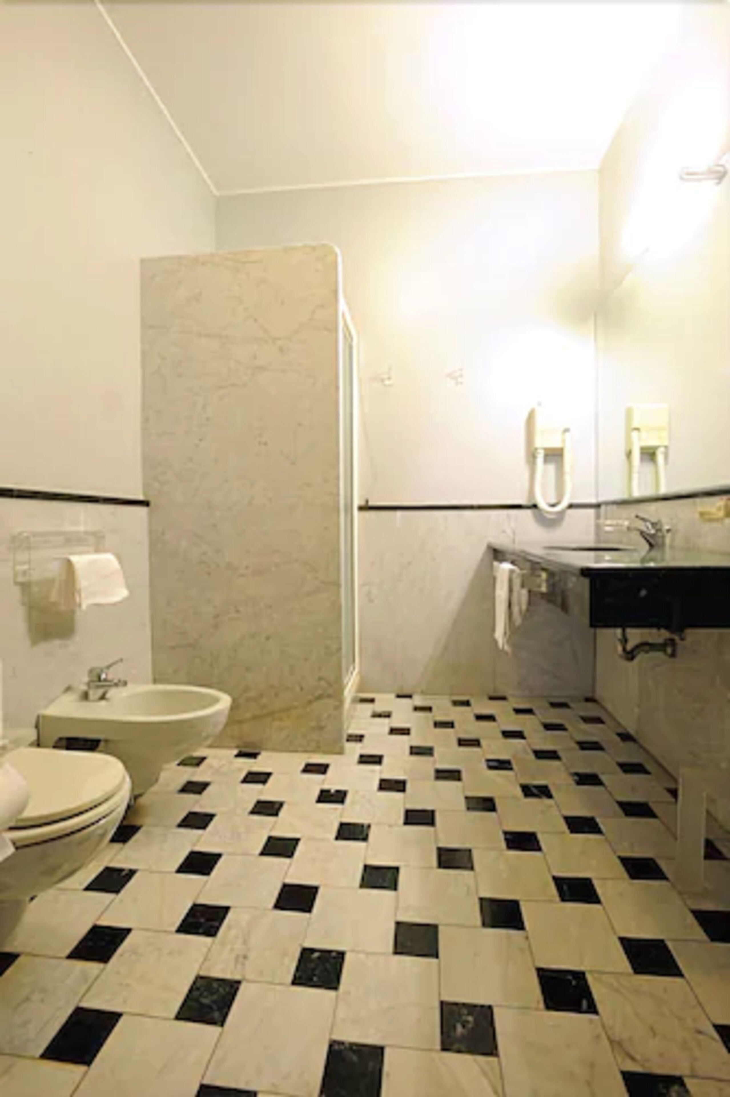 Photo - Hotel President