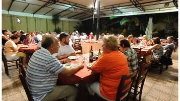 Mittagessen und Abendessen, internationale Küche
