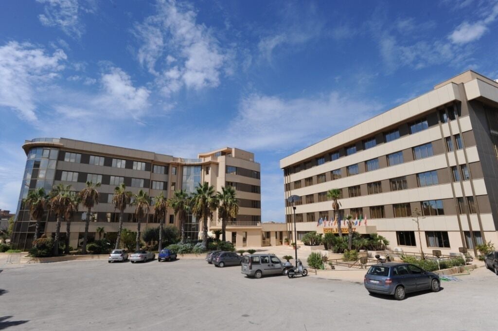 Photo - Hotel President