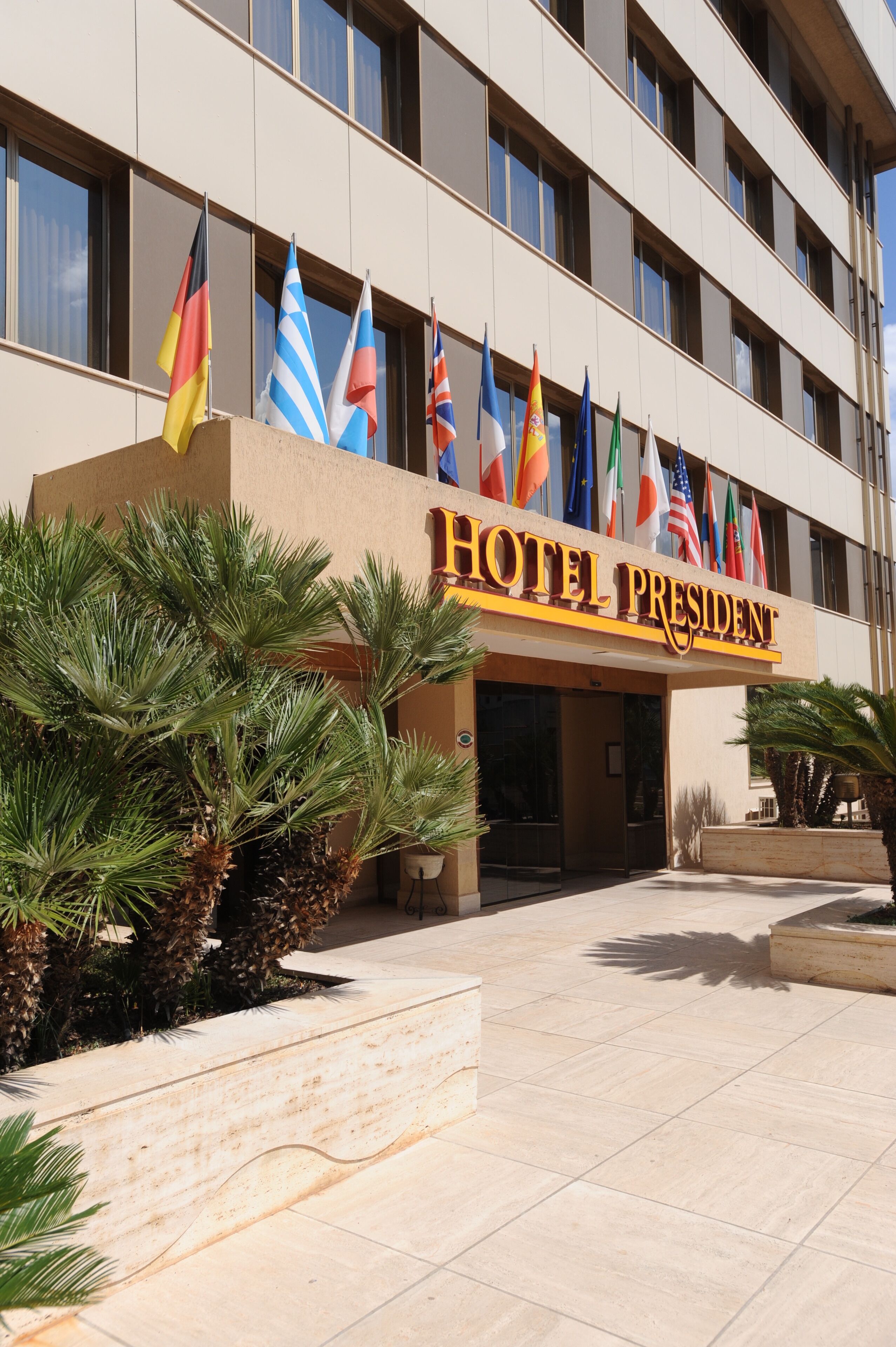 Photo - Hotel President