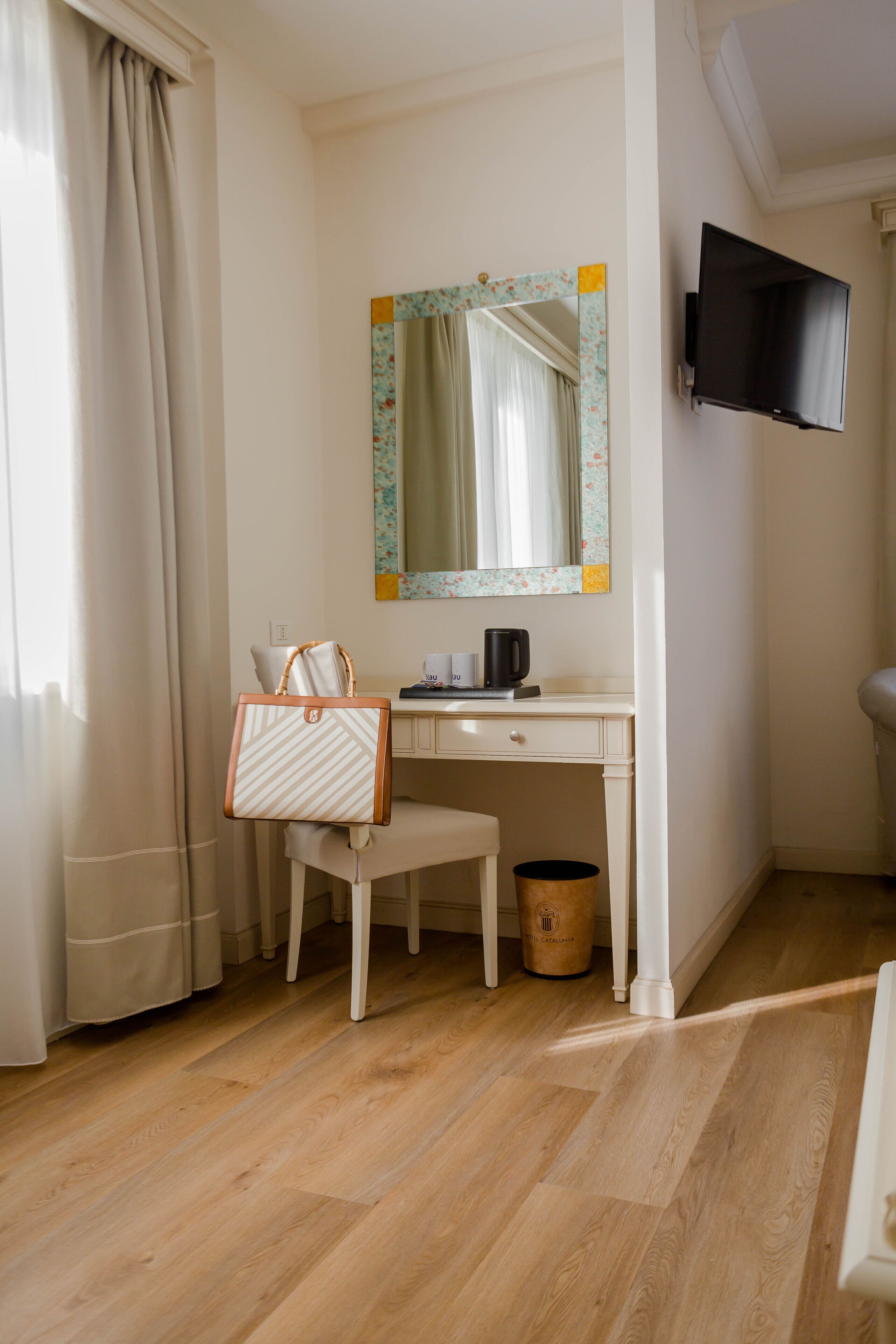 1 bedroom, minibar, in-room safe, desk