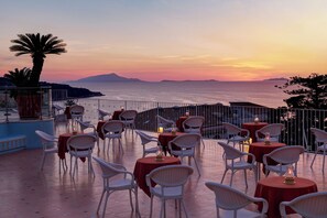 Terrace/patio - Grand Hotel De La Ville (Sorrento)