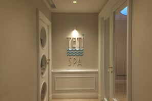 Couples treatment rooms, sauna, hot tub, steam room, Turkish bath