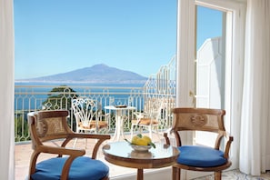 Prestige Double or Twin Room, Terrace, Sea View | Hypo-allergenic bedding, minibar, in-room safe, desk