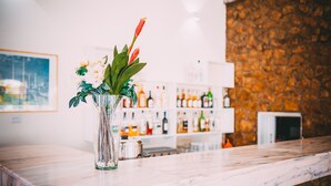 Déjeuner, dîner et souper servis sur place