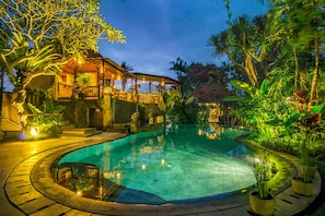2 outdoor pools - Villa Sonia Ubud (Ubud)