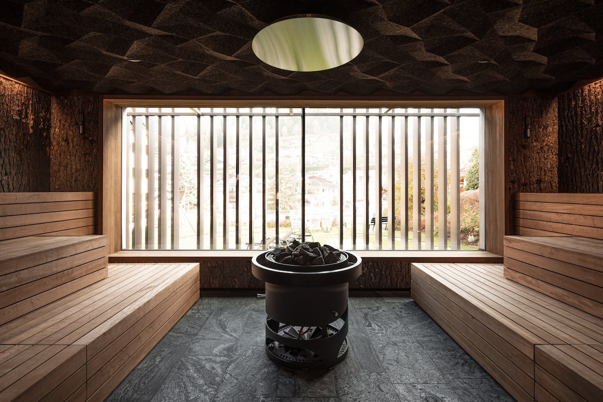 couples treatment room(s), sauna, hot tub, steam room