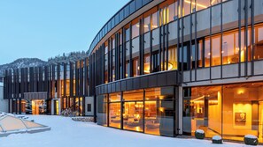 Front of property - evening/night - Gardena Grödnerhof Hotel & Spa (Castelrotto)