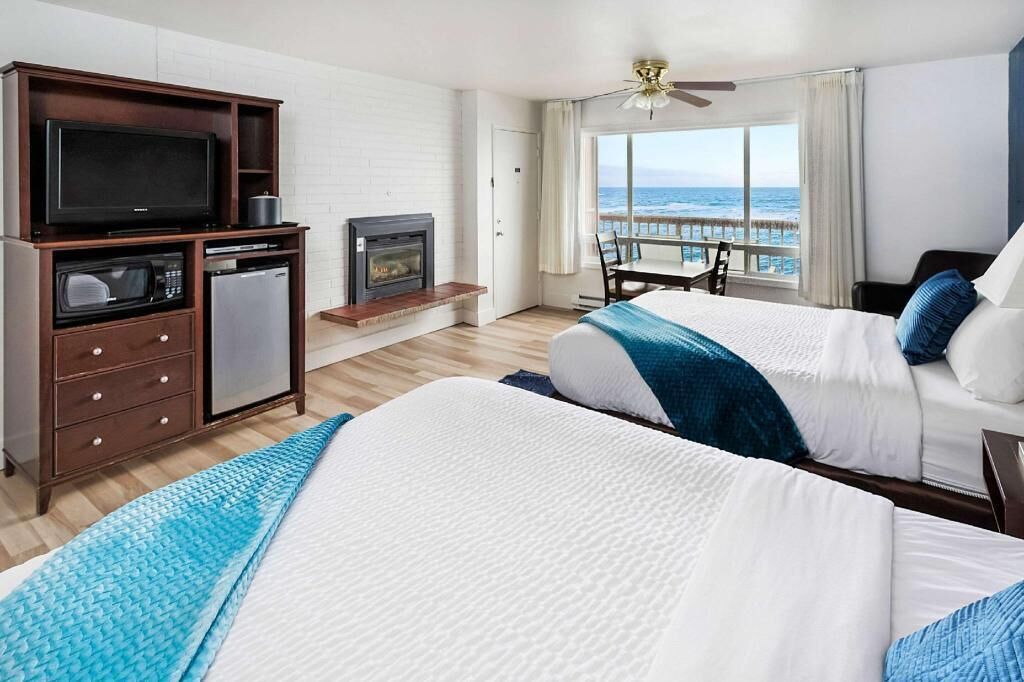 Iron/ironing board, free WiFi, bed sheets, alarm clocks