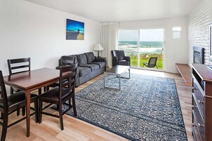 Suite, 2 Queen Beds, Non Smoking | Iron/ironing board, free WiFi, bed sheets, alarm clocks