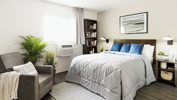 Internet gratis, ropa de cama y despertador