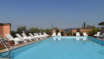 Piscina stagionale all'aperto