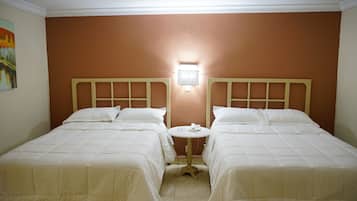 Deluxe Quadruple Room, 2 Double Beds (Master Suite) | Desk, soundproofing, free WiFi, bed sheets