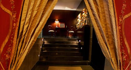 Markazia Suites