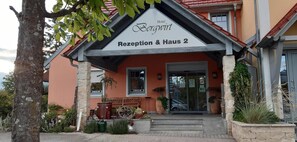 Exterior - Hotel Bergwirt (Herrieden)