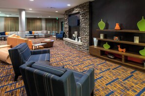 Lobby lounge - Courtyard by Marriott Albany (Albany)