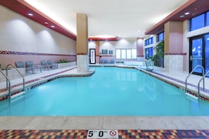 Pool - Embassy Suites by Hilton St. Louis St. Charles (St. Charles)