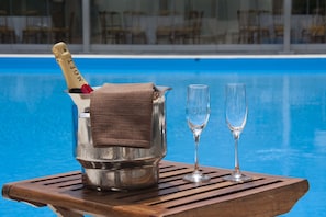 Outdoor pool, sun loungers