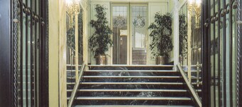 Champagne Palace Hotel