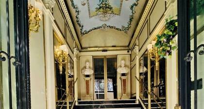 Champagne Palace Hotel