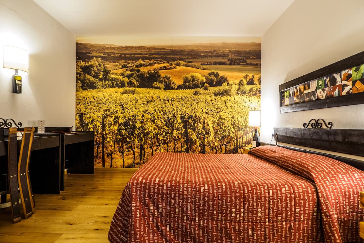 superior double or twin room | hypo-allergenic bedding, minibar, in-room safe, desk