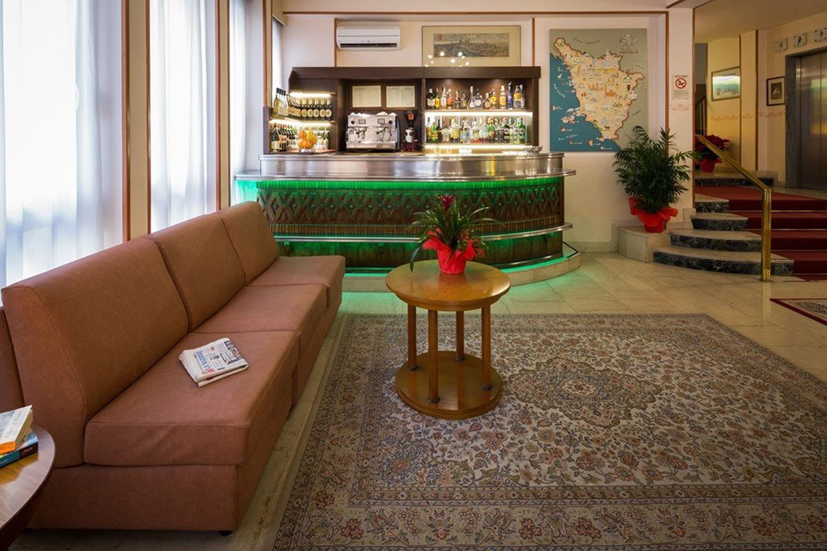 Coin salon dans le hall