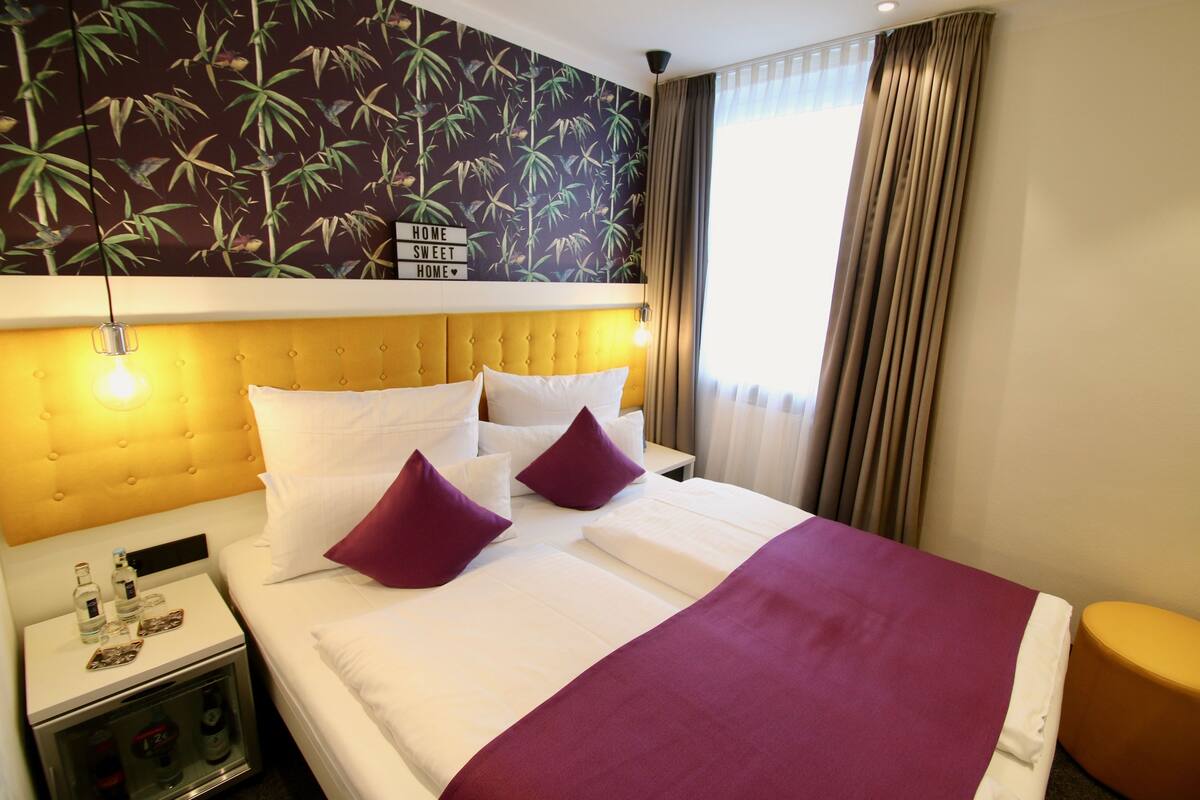 Minibar, in-room safe, blackout drapes, soundproofing