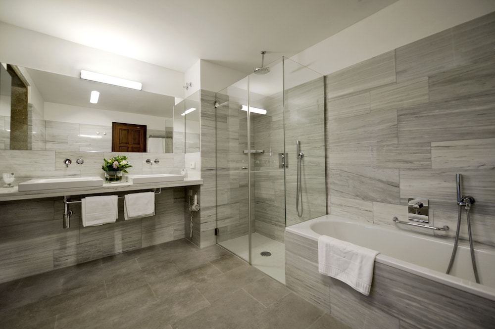 Hostal Real de Santiago de Compostela by null