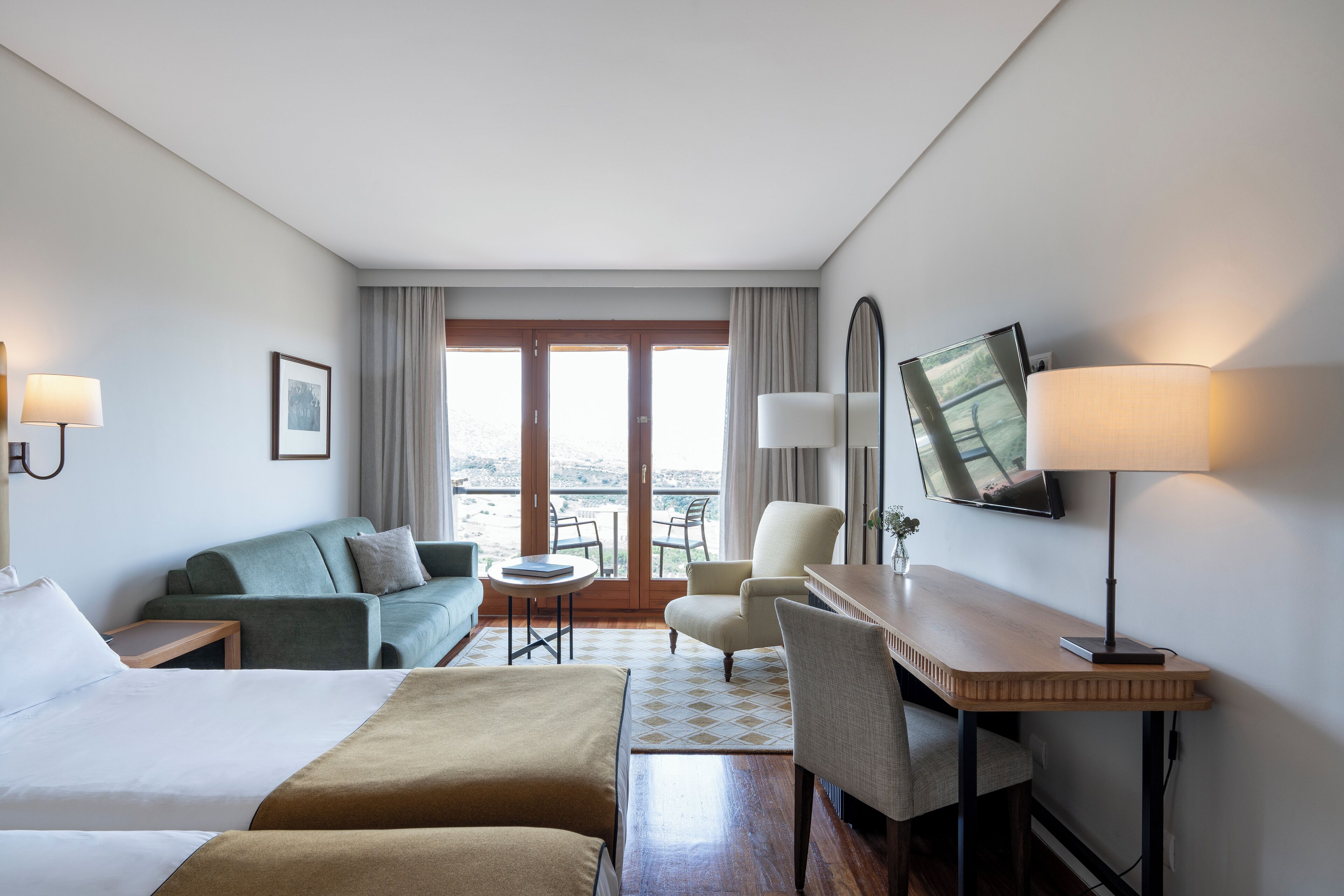 superior twin room, 2 single beds | 1 bedroom, premium bedding, minibar, in-room safe