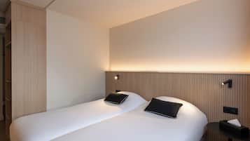 Habitación superior | Escritorio, espacio para trabajar con un portátil, cortinas opacas