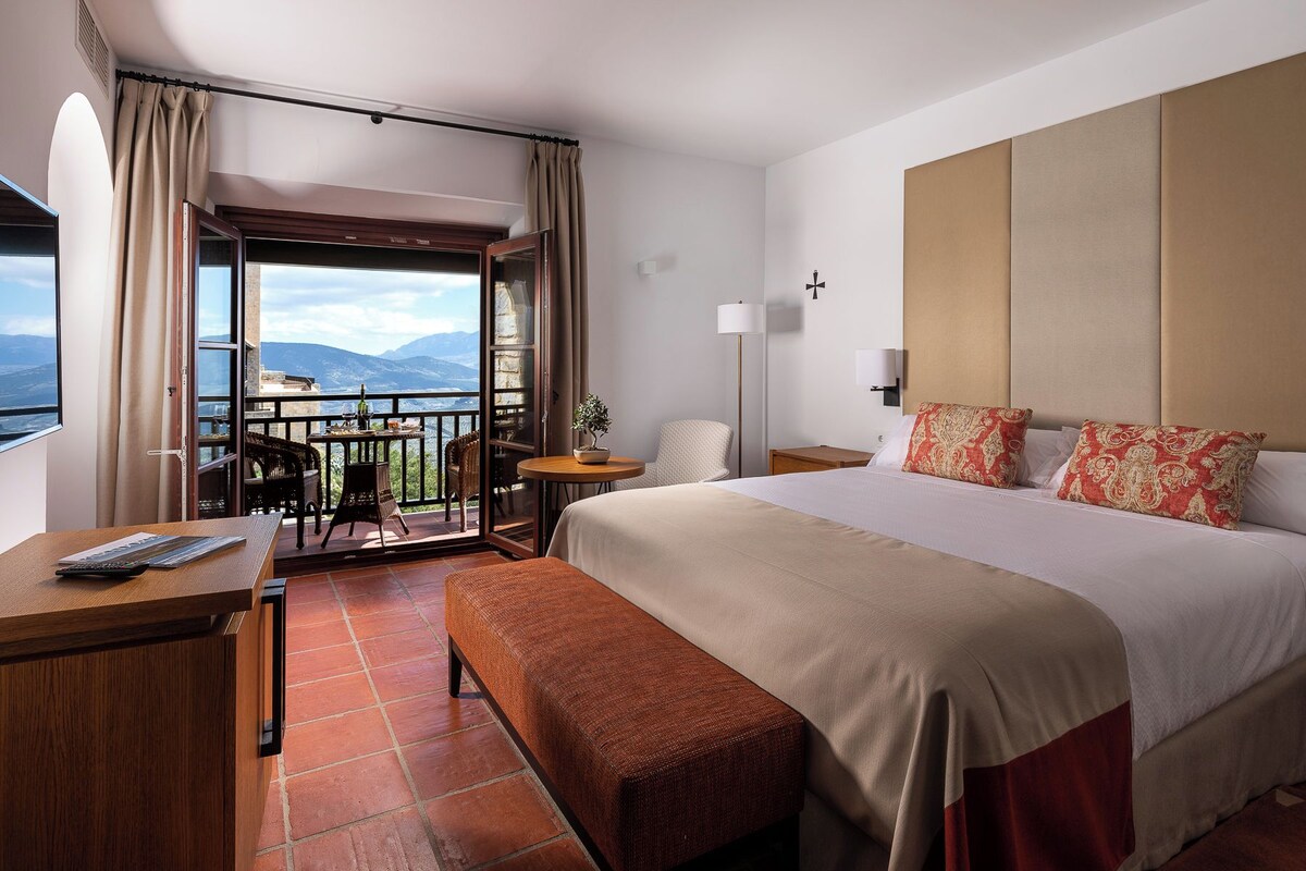 Ropa de cama de alta calidad y minibar 