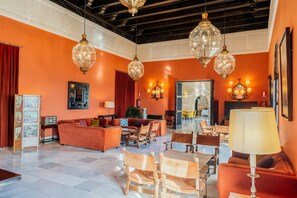 Interior - Parador de Carmona (Carmona)