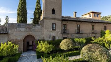 Bagian depan properti