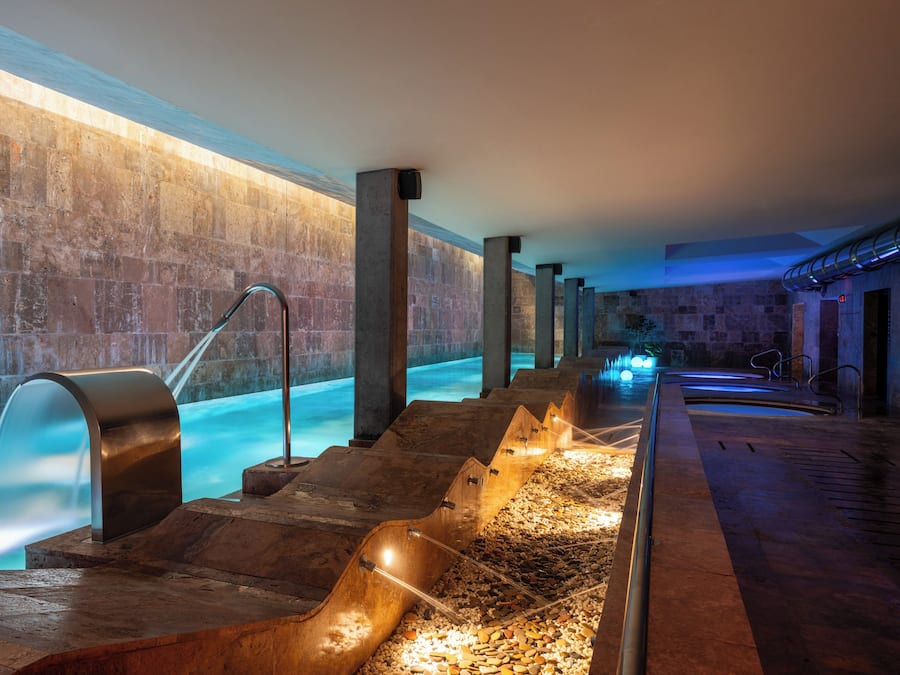 Sauna, Turkish bath, body treatments, aromatherapy, body wraps