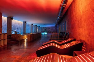 Badstue, tyrkisk bad/hamam, kroppsbehandlinger og aromaterapi